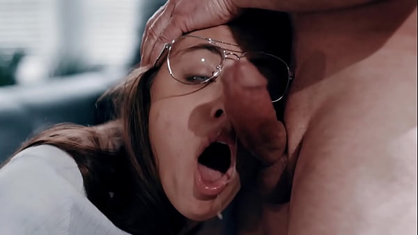 Office Assistant DP’d By Her Angry Boss!